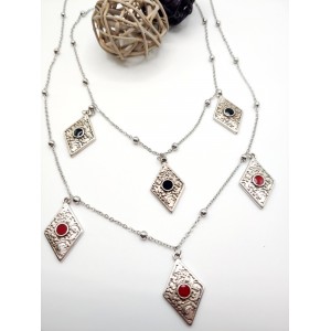 RED ETHNIC NECKLACE